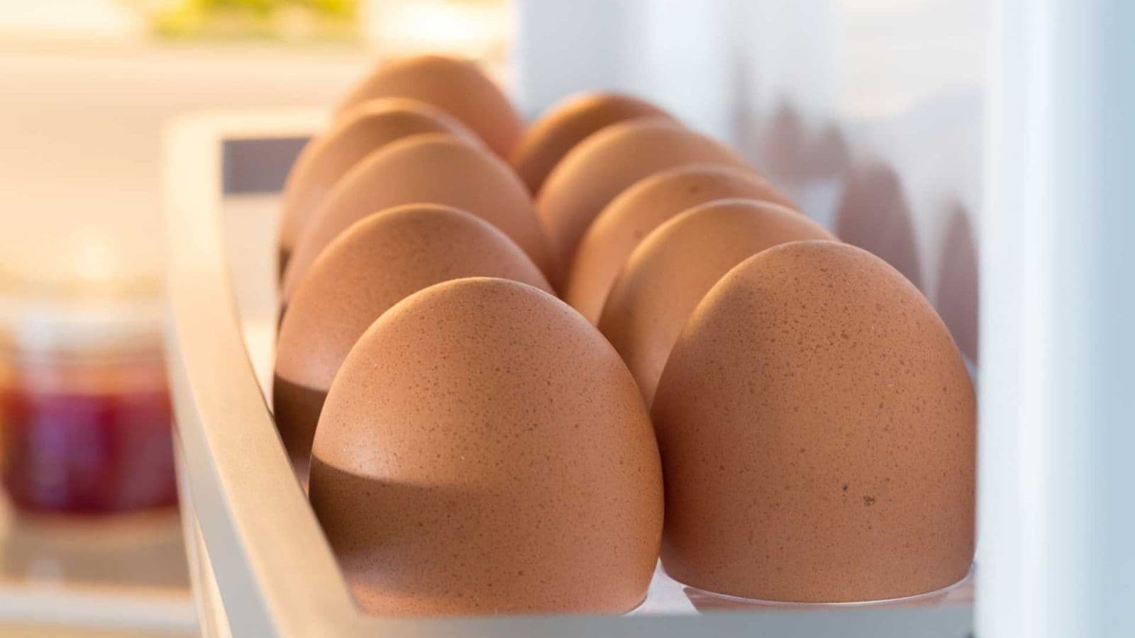 ¿Conservar los huevos en la nevera o fuera? SAIA lo explica en ‘La Vanguardia’