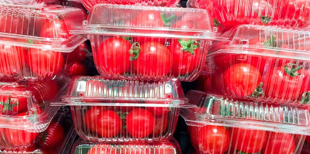 Tóxicos en los envases: ¿Tienen que preocuparnos? SAIA lo explica en ‘La Vanguardia’